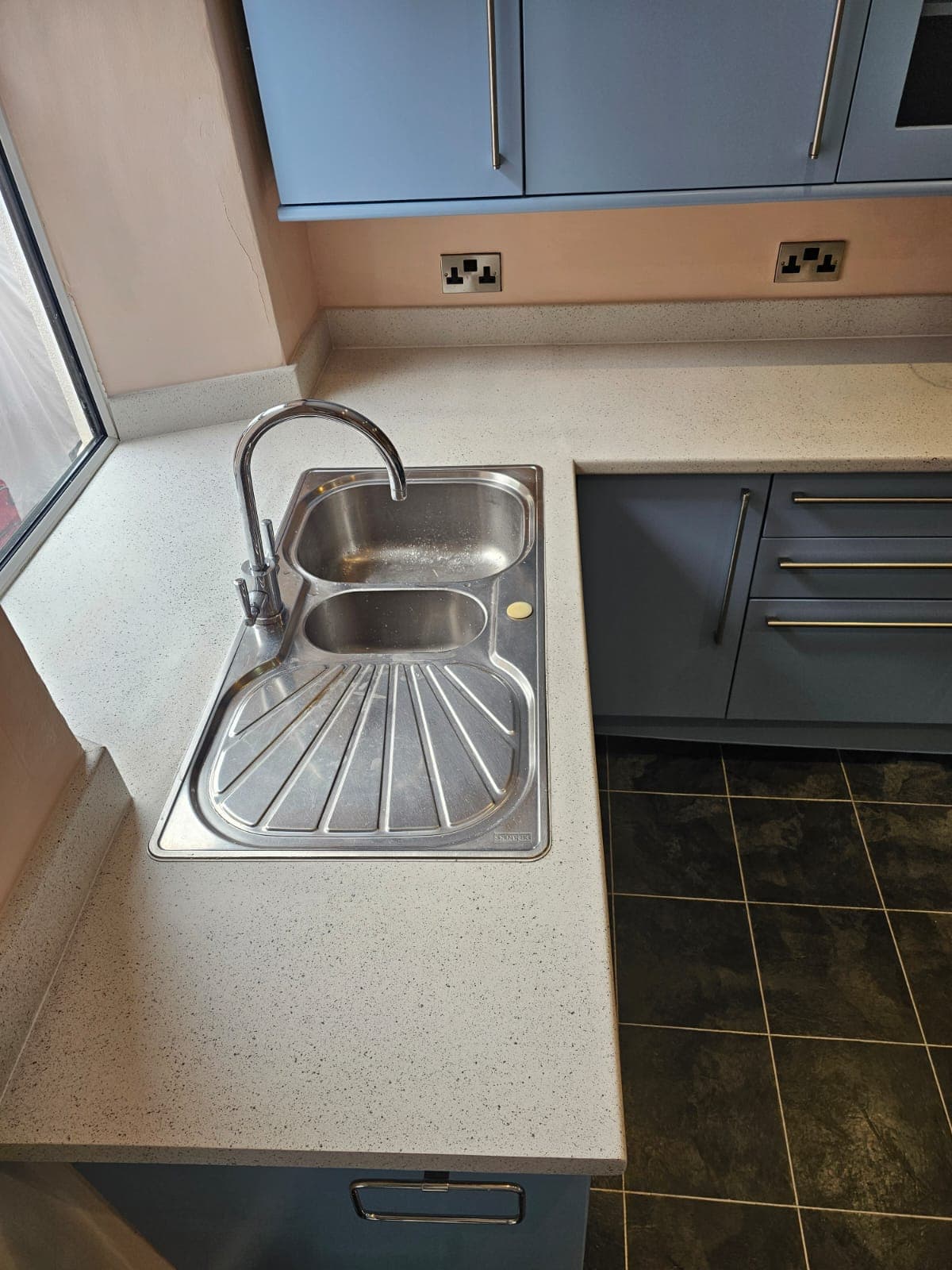 Light Worktop Finish — Sink Detail — PHE Decorating Sheffield project photo